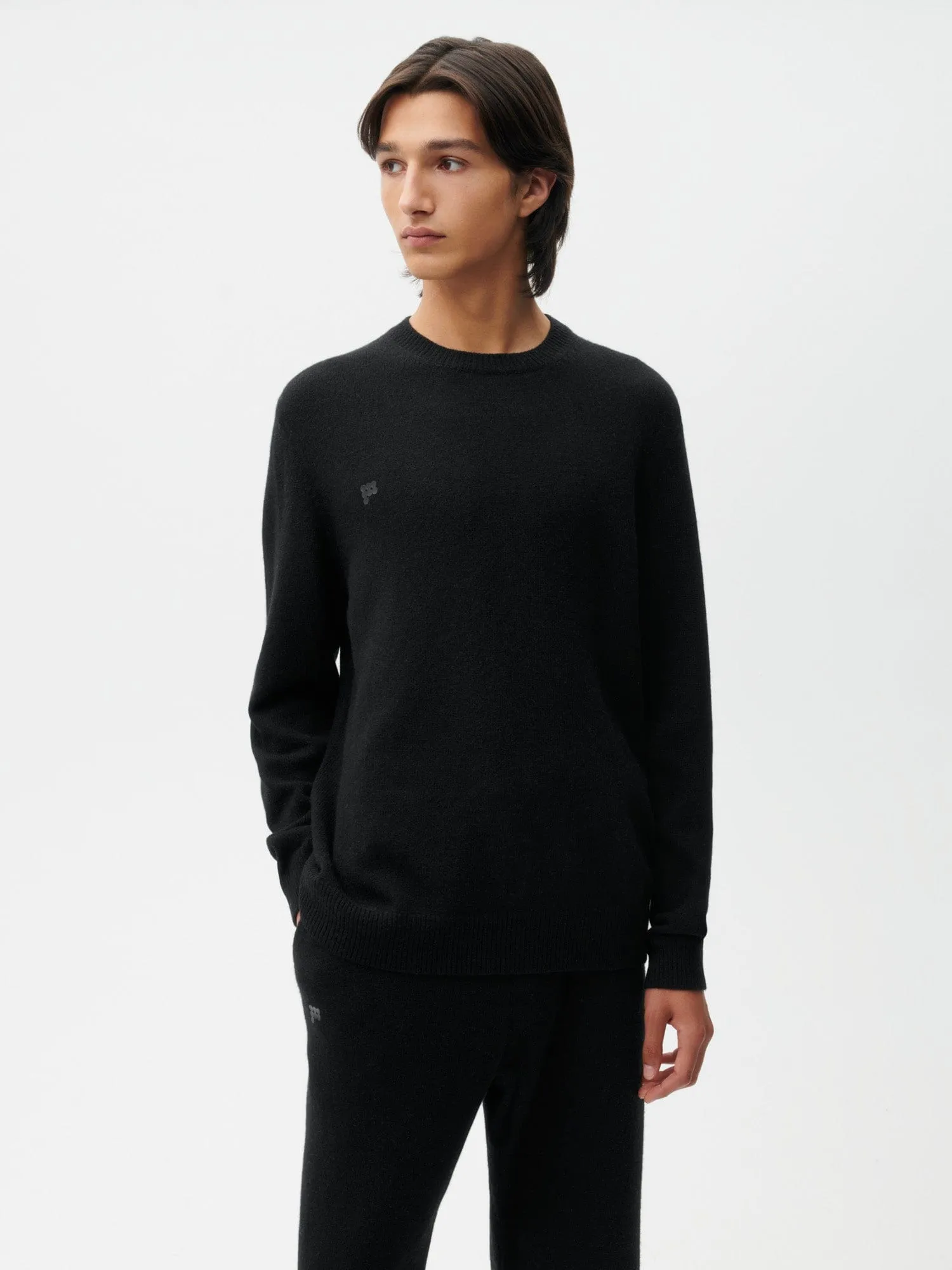 Archive Mens Recycled Cashmere Crewneck Sweatshirt—black