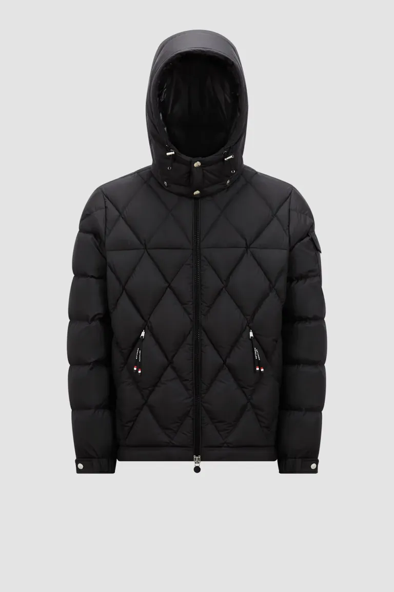 Averole Hooded Diamond-Quilted Short Down Jacket