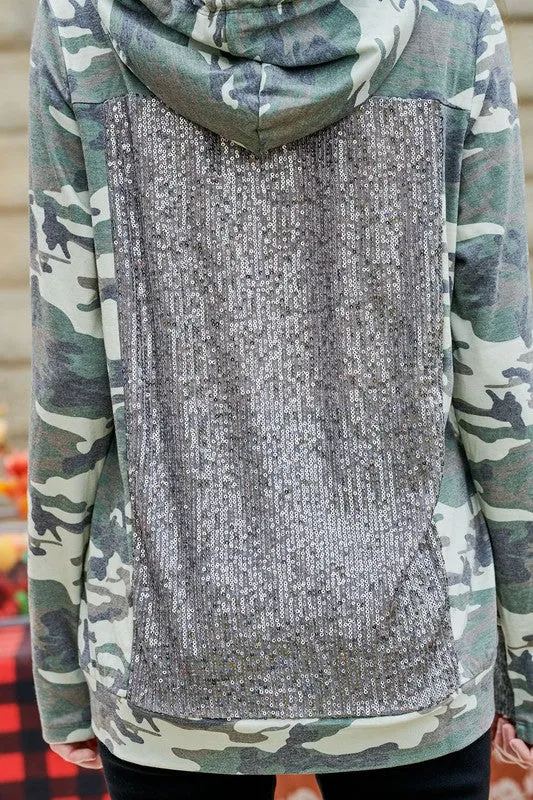 CAMOUFLAGE PRINTED HOODED TOP