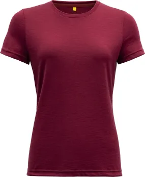 Devold Women&#x27;s Breeze Merino 150 T-Shirt Beetroot | Buy Devold Women&#x27;s Breeze Merino 150 T-Shirt Beetroot here | Outnorth