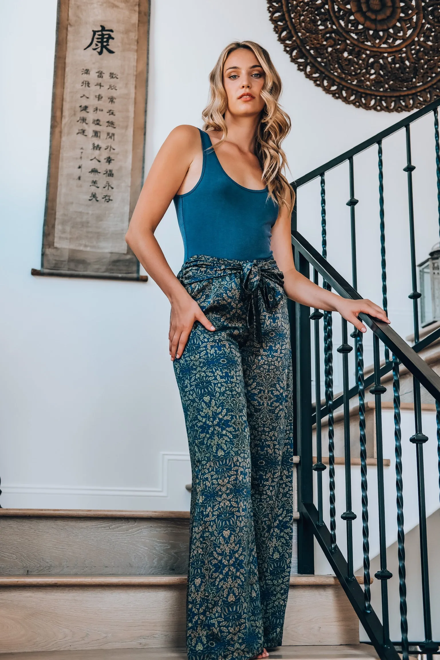 Foliage Print Wide Leg Pants