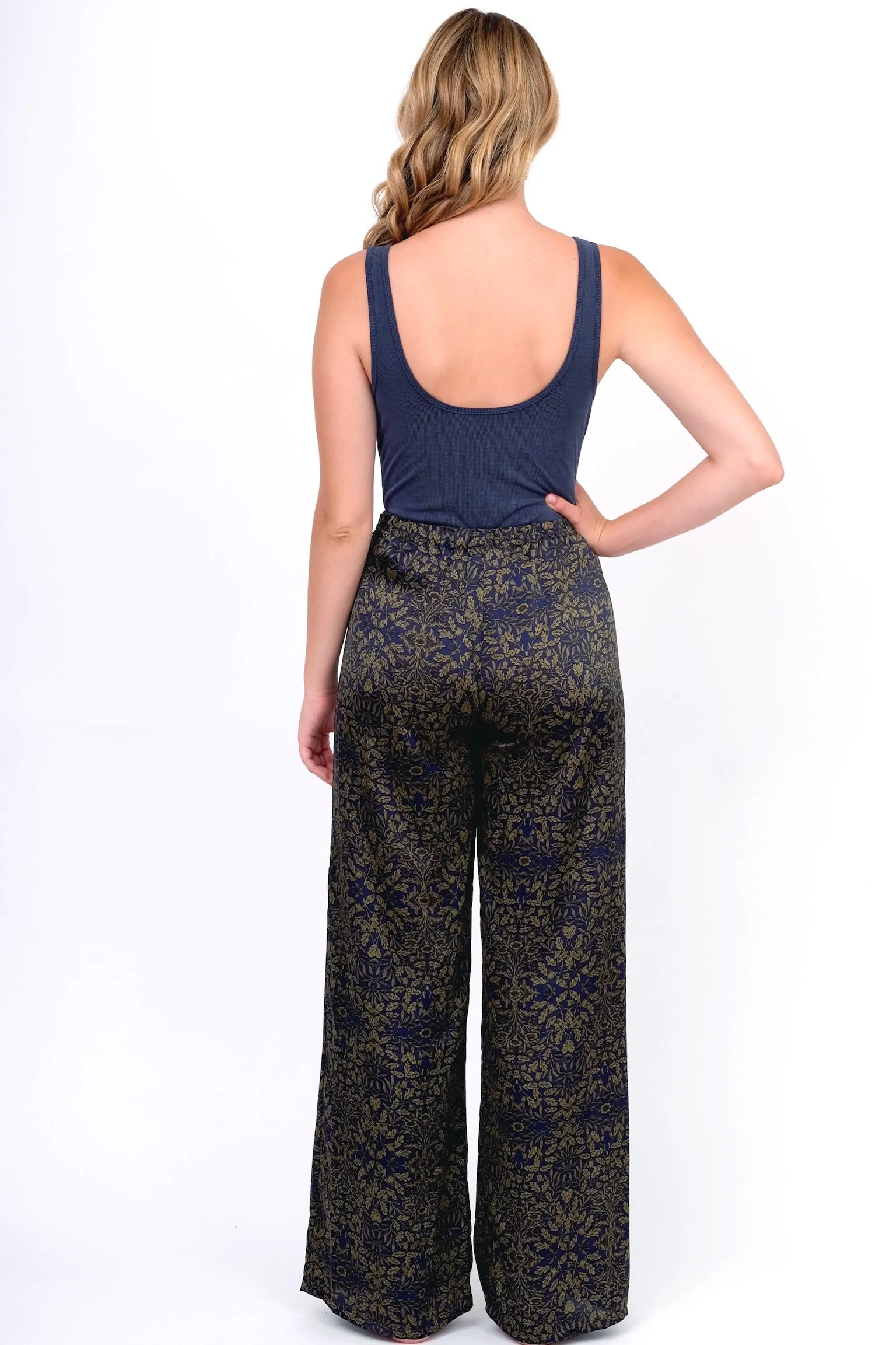 Foliage Print Wide Leg Pants