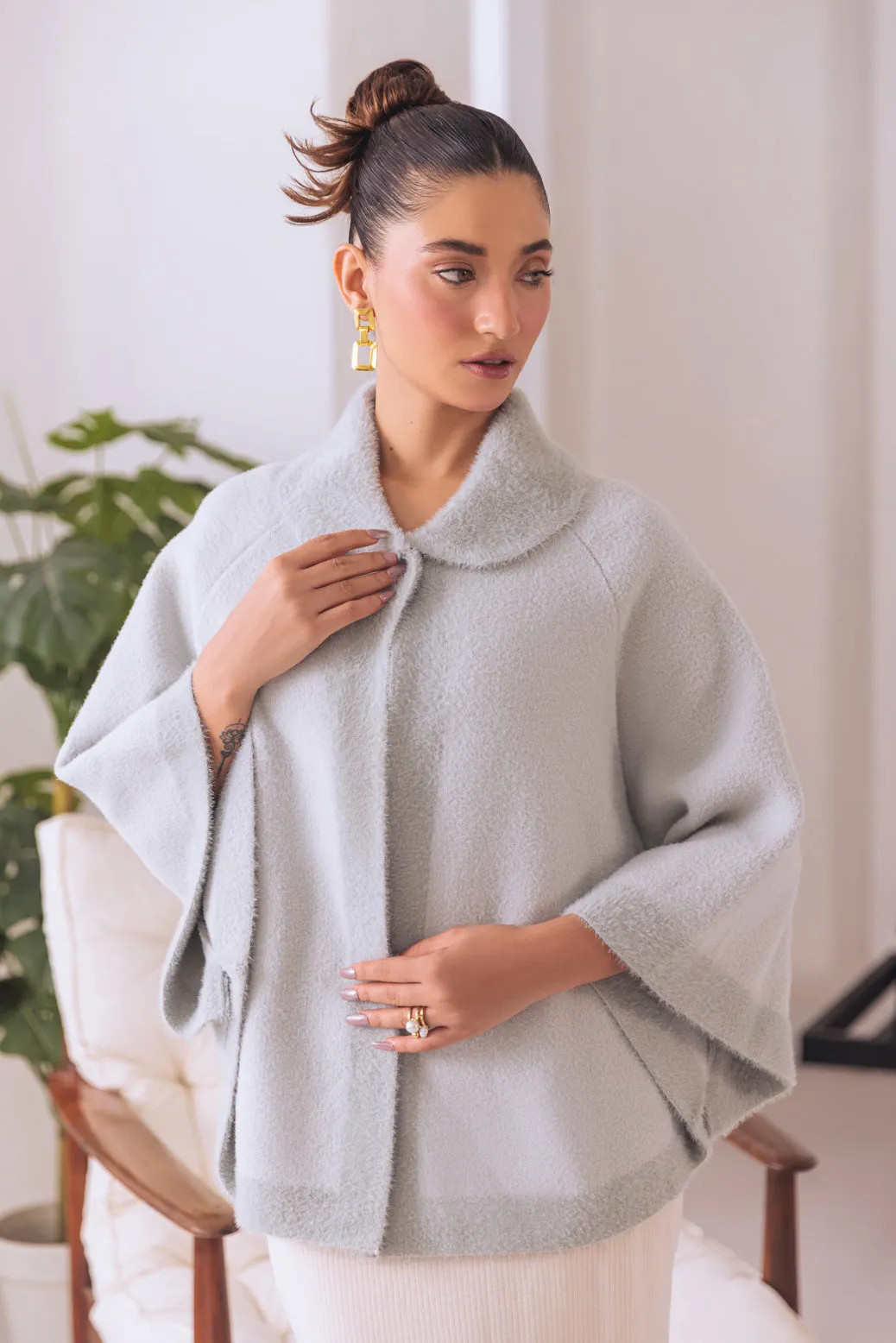 GREY-CAPE STYLE FULL SLEEVES CARDIGAN SWEATER (24X-073-66)