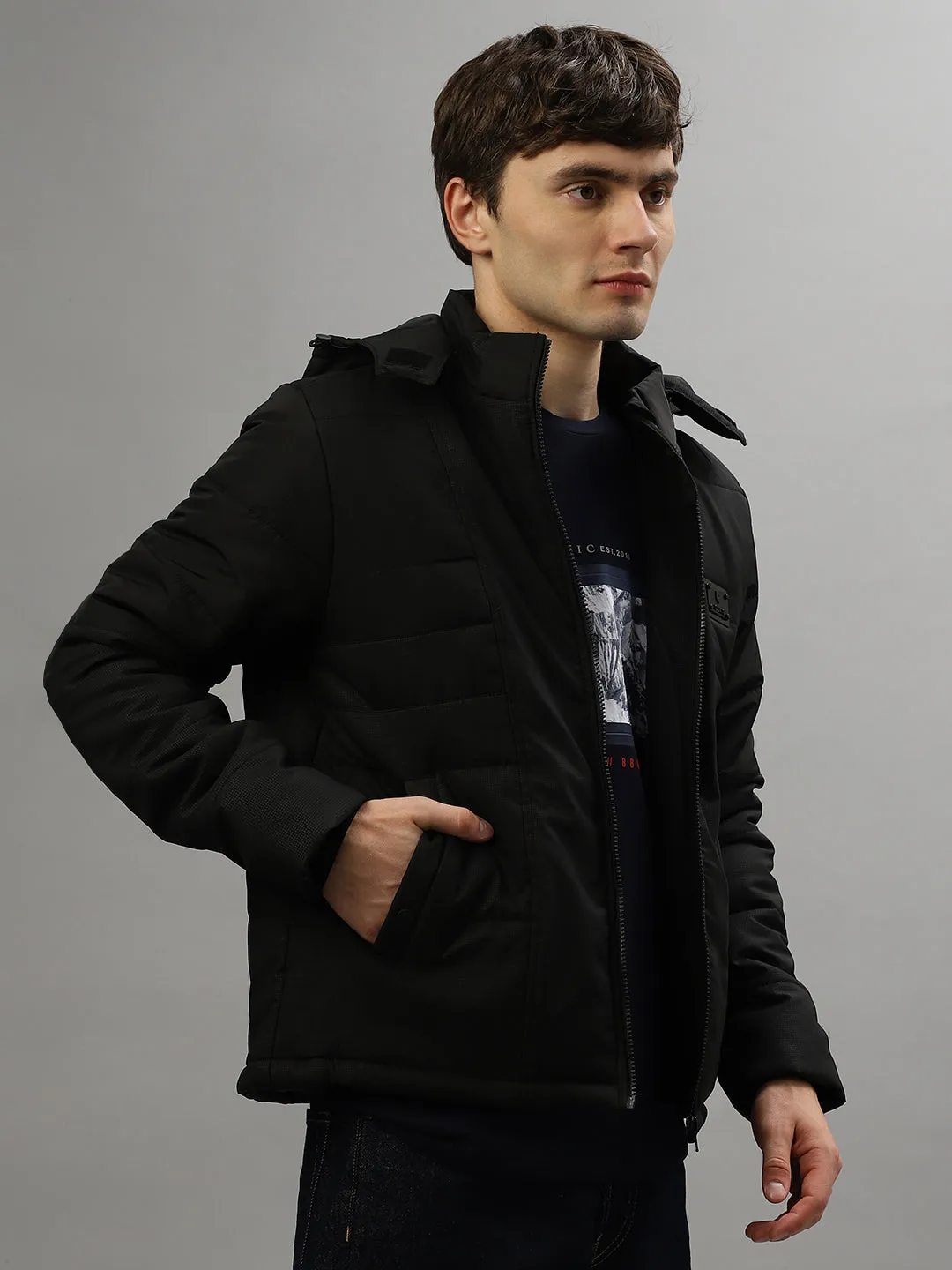 Iconic Men Black Solid Hooded Full Sleeves Jacket