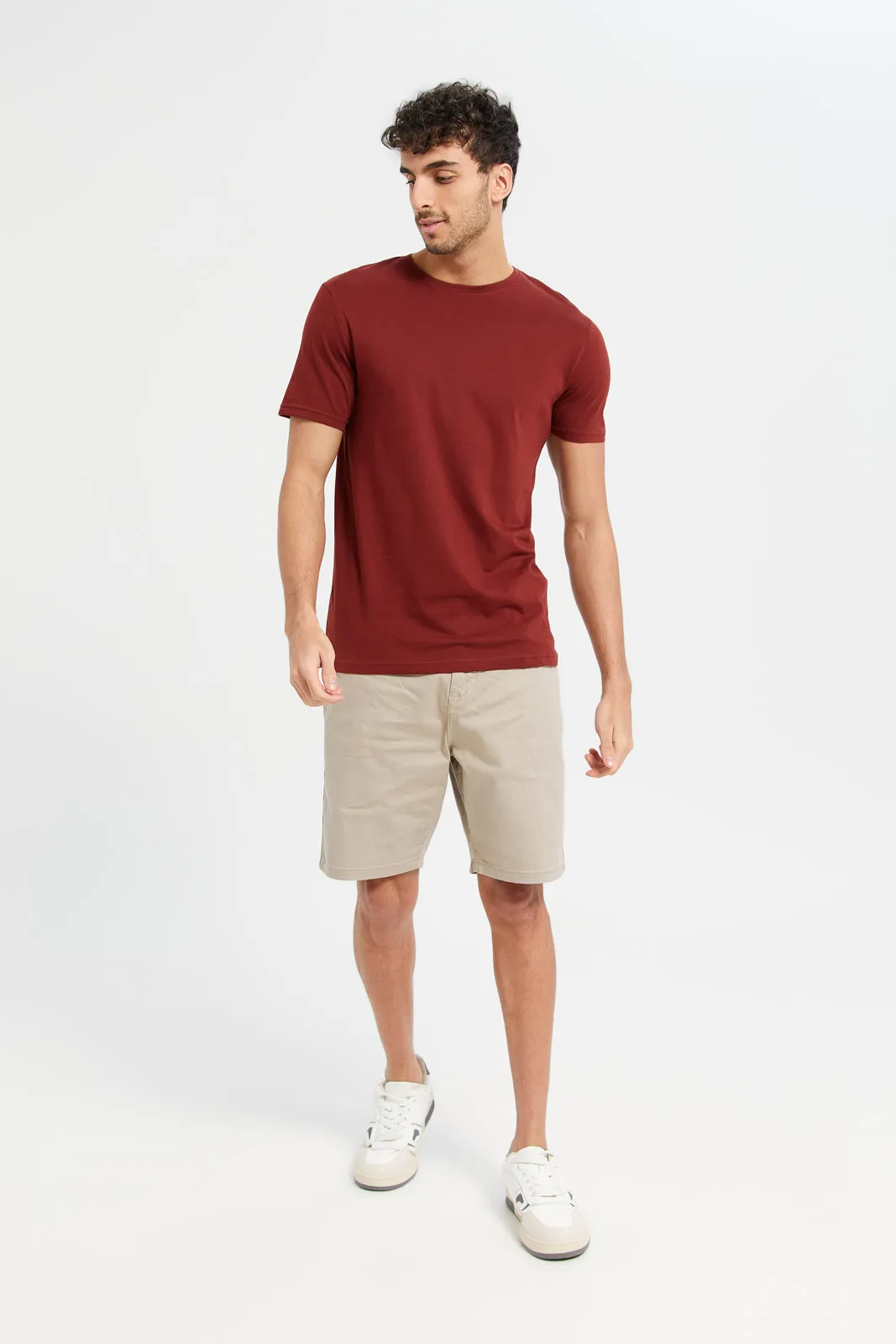 Men Red Plain Round Neck T-Shirt