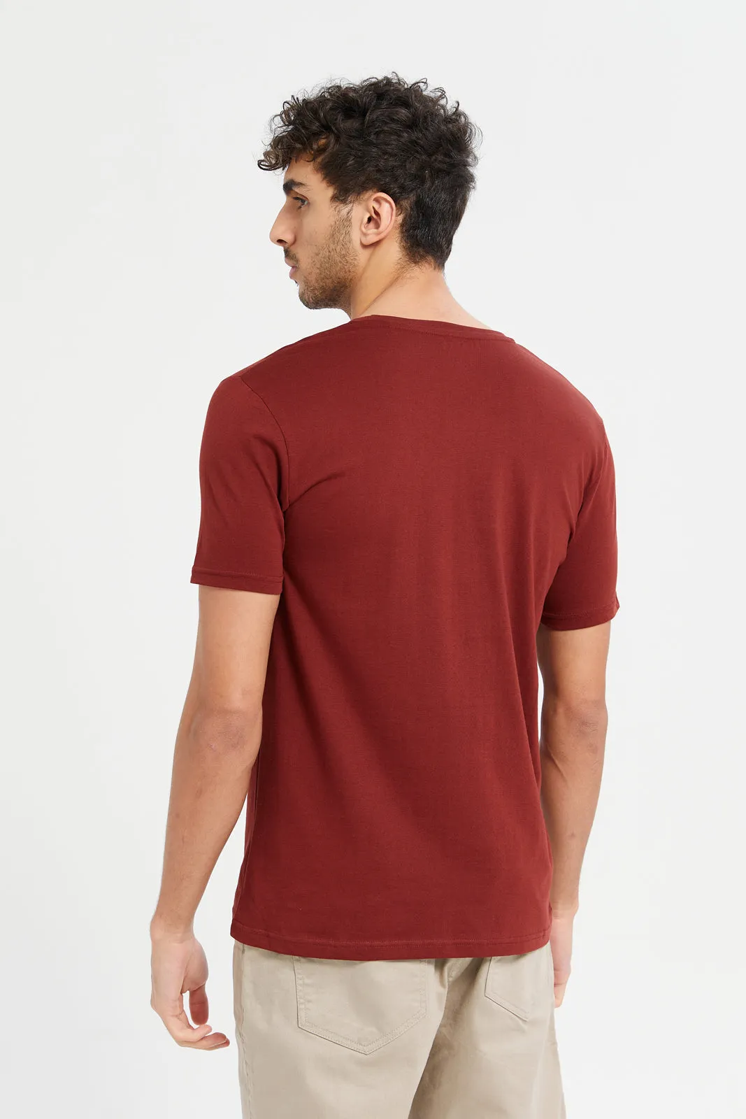 Men Red Plain Round Neck T-Shirt