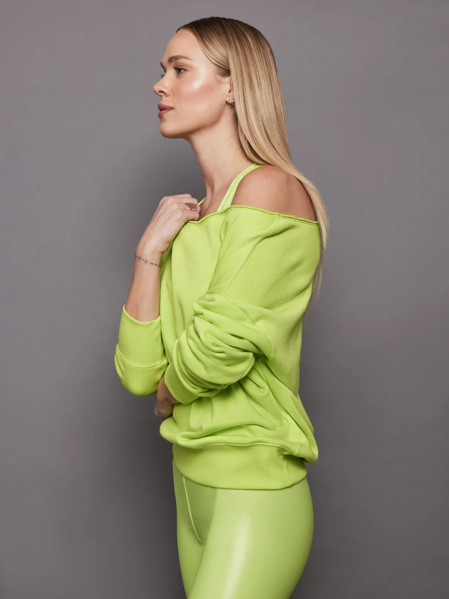 Off Shoulder Sweatshirt in French Terry - Acid Lime