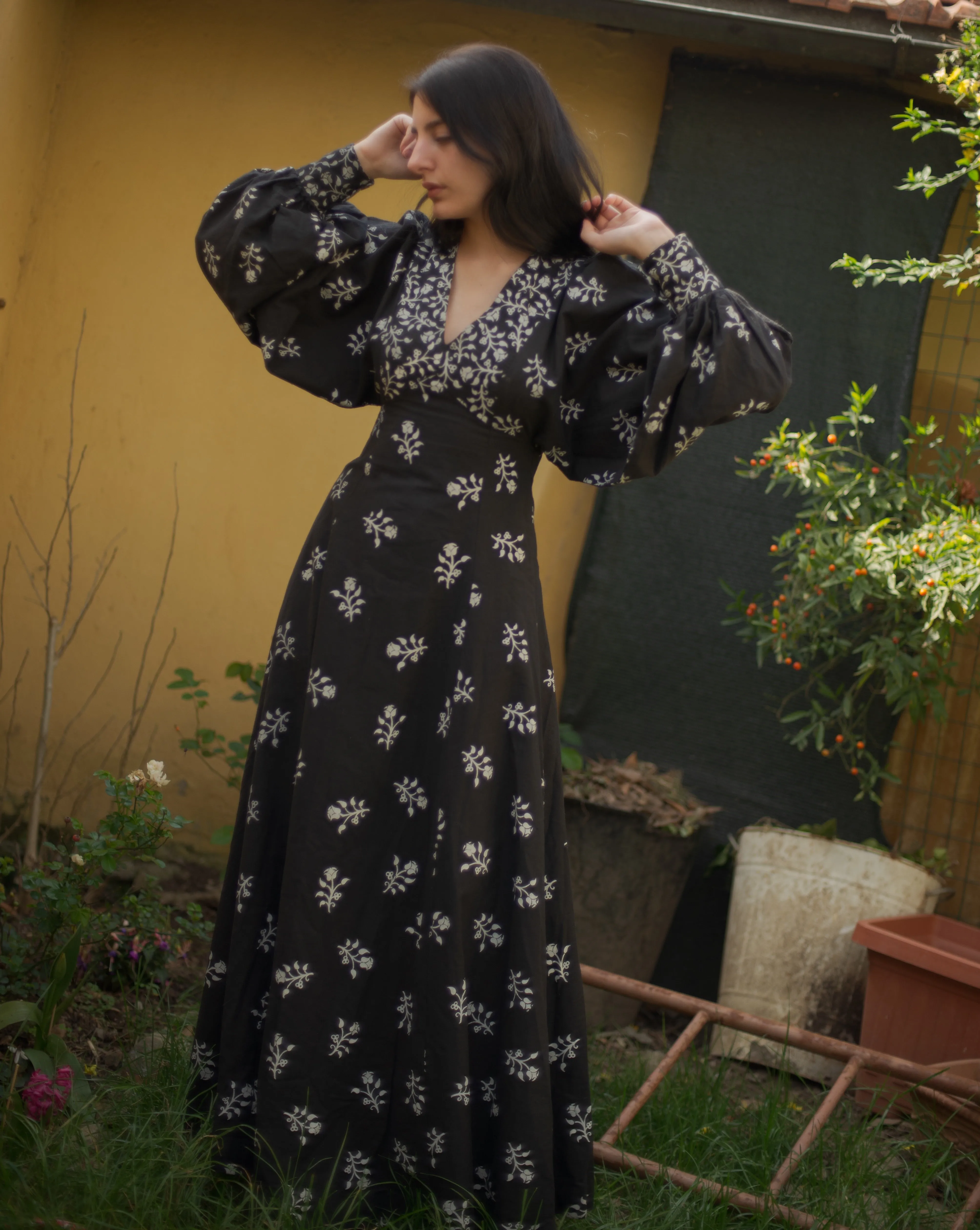 Rare 1970s London Mob barkcloth voluminous sleeve full length maxi dress, s-m